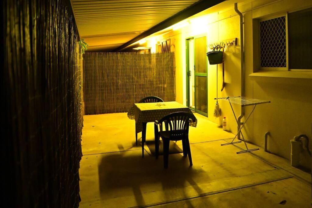 Spacious Studio In Alicesprings Queenbed+Ksairbed 앨리스 스피링스 외부 사진